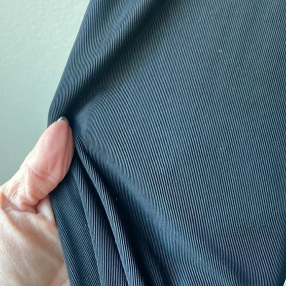 Active USA dress size small black stretch spaghetti strap baddie style - Picture 6 of 10